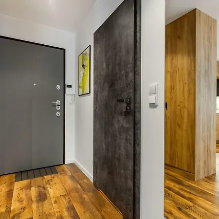 Black&white - Loft Style Lejlighed *